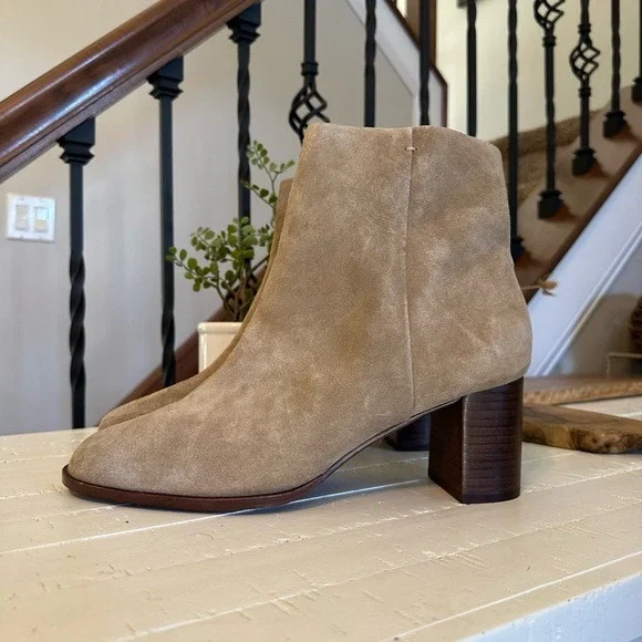 Madewell Women's Suede Ankle Boots, Side Zip, Stacked Heel, Neutral Tan Size 12 - Picture 6 of 16